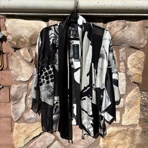 Simply Silk Kimono Jacket Size Large Open Front Kimono Sleeves Hanging Beads NWT